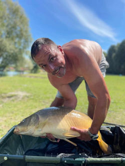 FB24