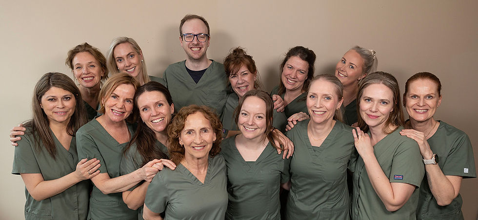 Helsegaarden Crew_edited.jpg