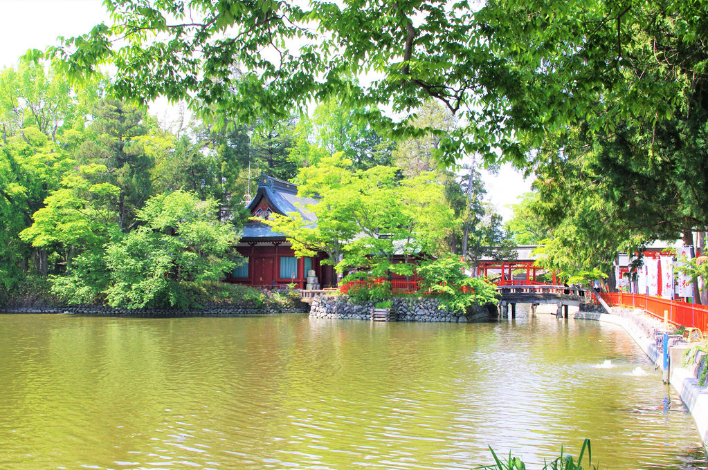 延喜式内名神大社 生島足島神社 日本