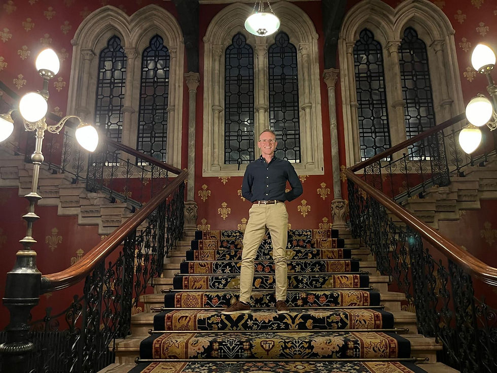 Staircase: St Pancras London Autograph Collection hotel. Image courtesy of my mate Dave 