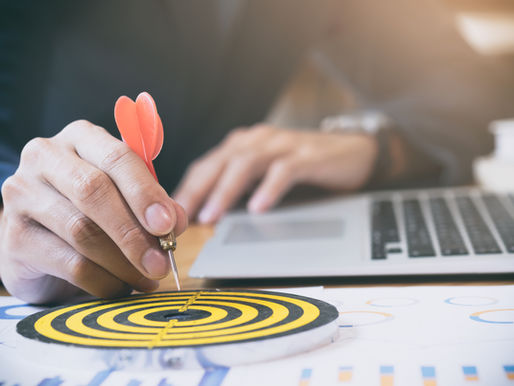 Por que pesquisa eleitoral começa com objetivo, não com formulário?