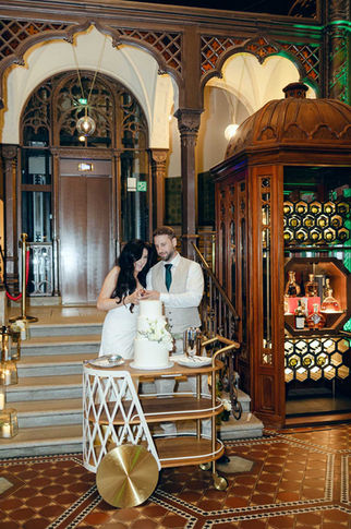 Luxurious wedding photography in the Parisi Passage