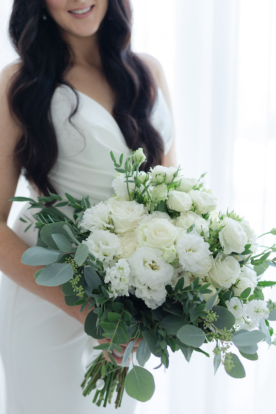 Luxurious wedding photography in the Parisi Passage
