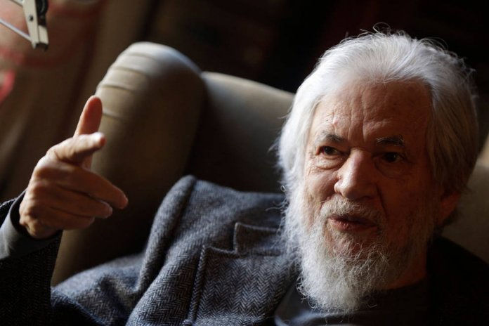 "A educação é a única forma de mudar o mundo"– diz psiquiatra chileno Claudio Naranjo