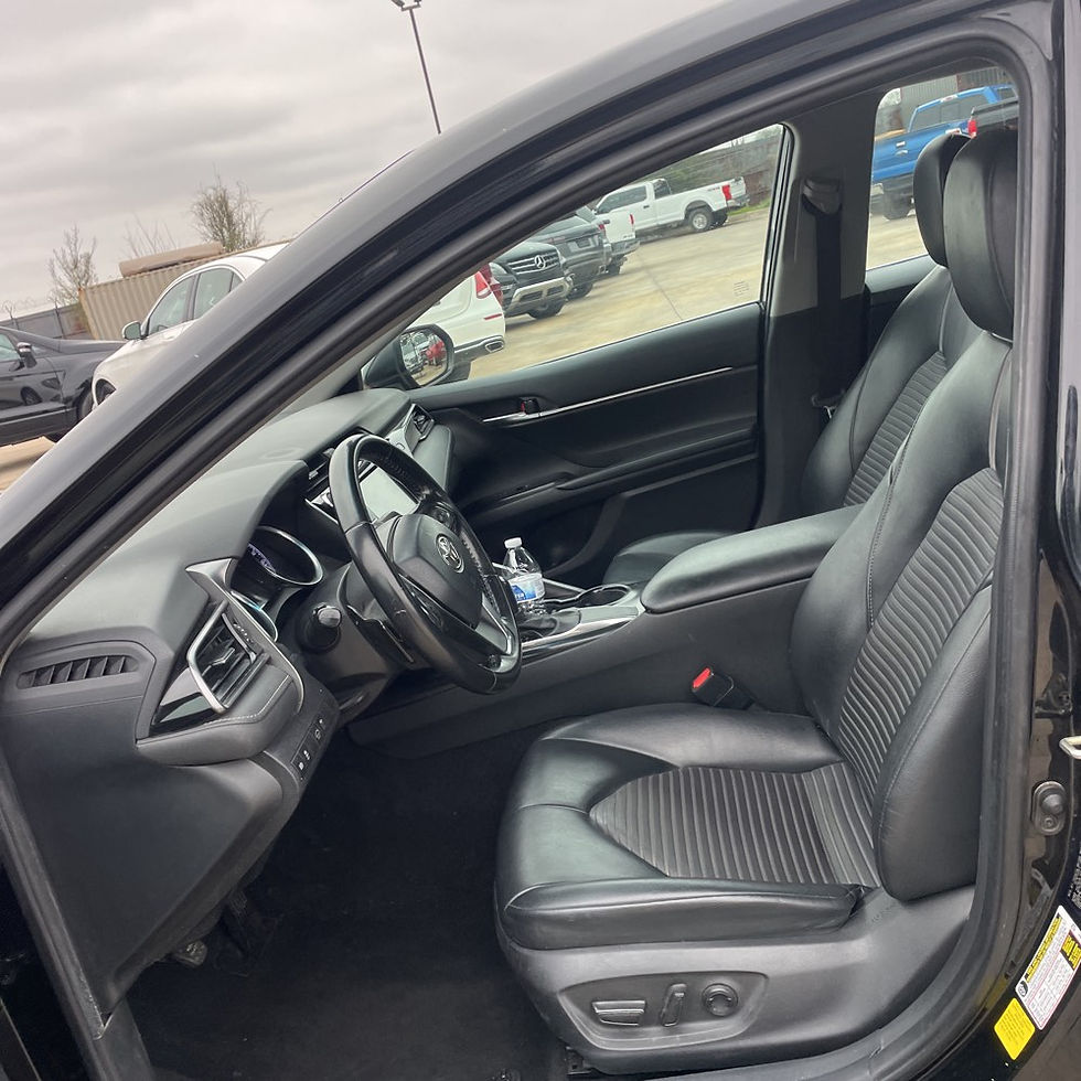 Thumbnail: 2020 Toyota Camry SE