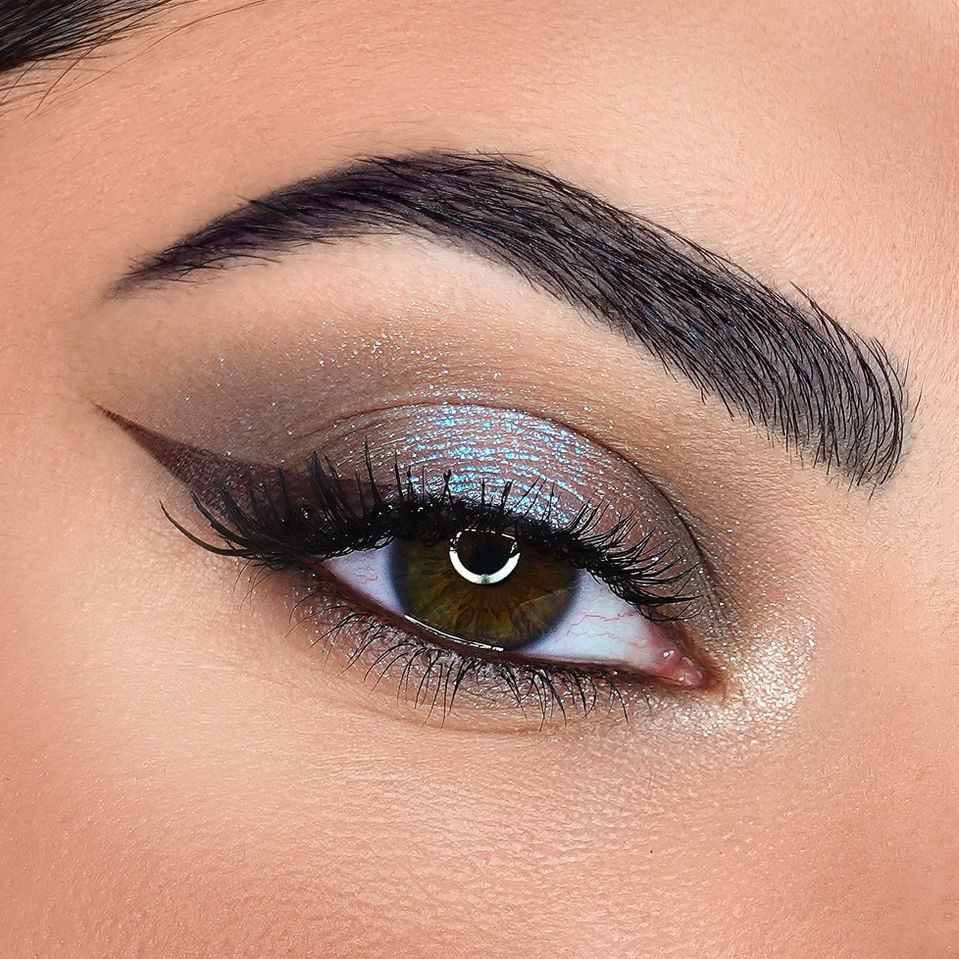 trucco-truccatrice-makeup-artist-genova-liguria-stylist-immagine-portrait-fotografia-book-sposa-matrimonio-cerimonia-testimone-domicilio-truccosposa-truccocerimonia