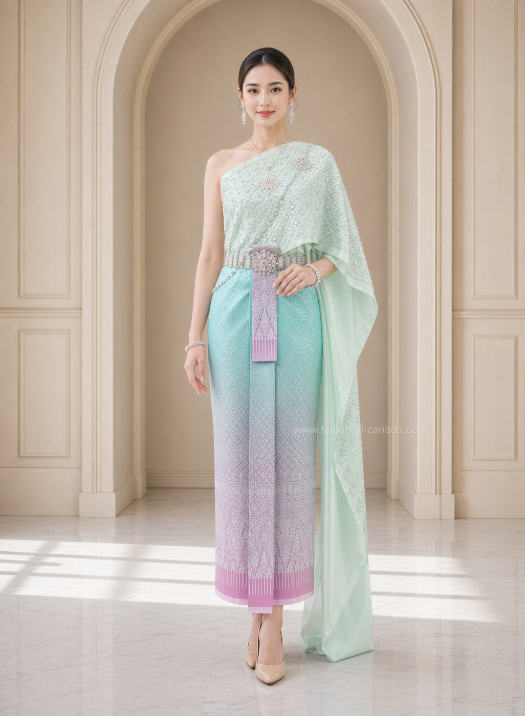 ชุดไทยทูโทน - ไม่รวมเครื่องประดับ