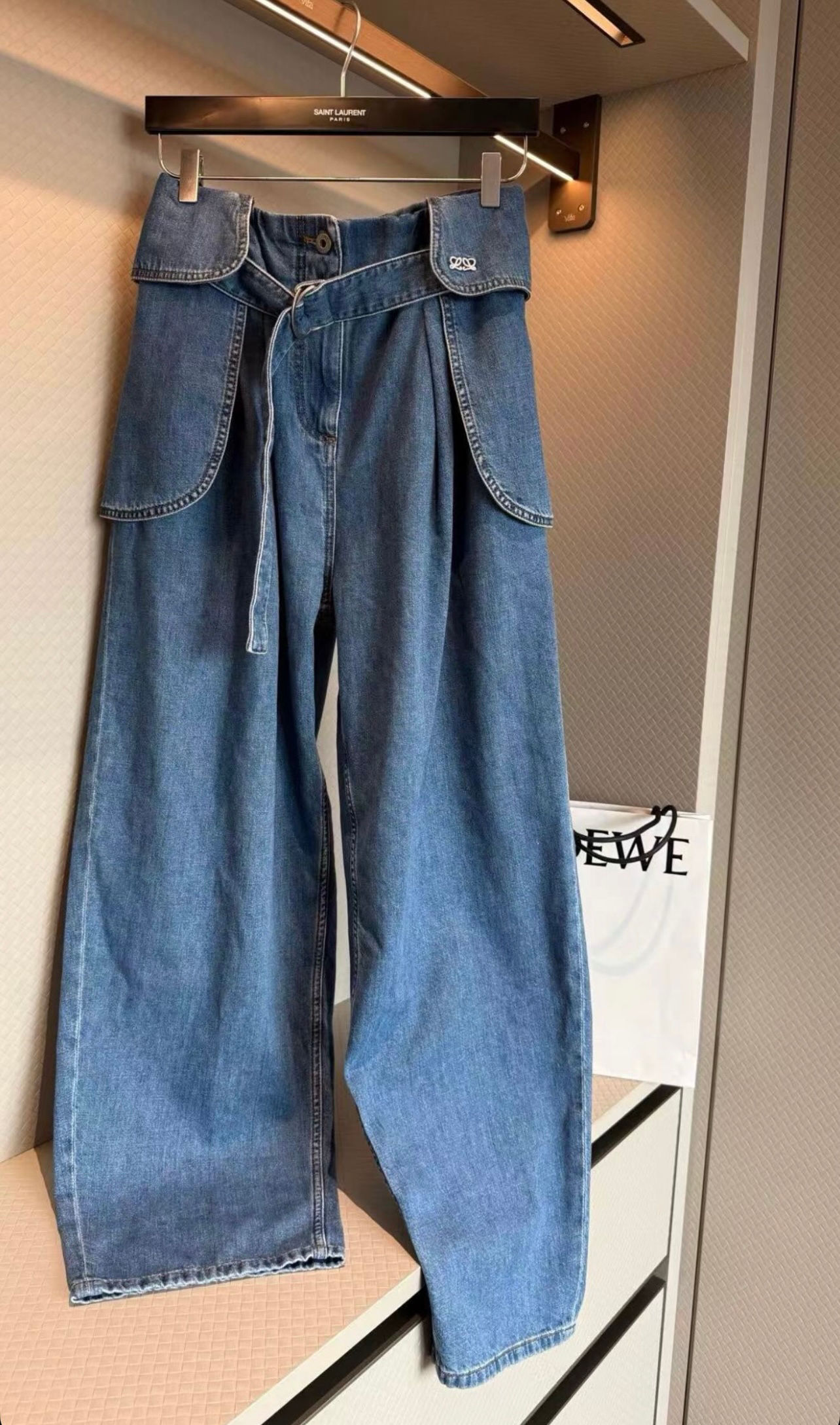 LOW JEANS 