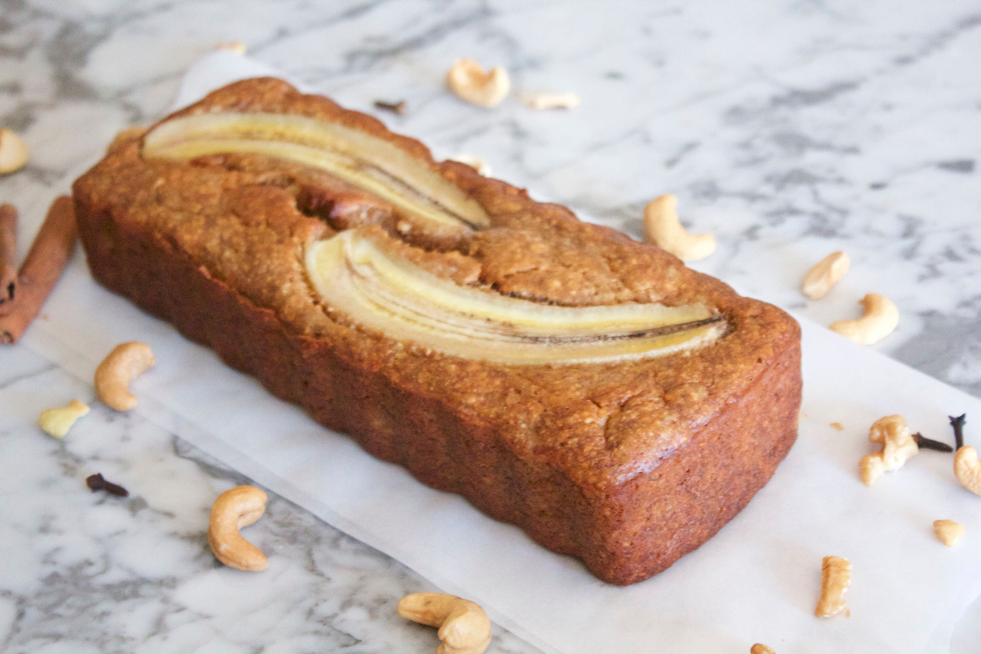 Bolo de Banana com Castanha de Caju