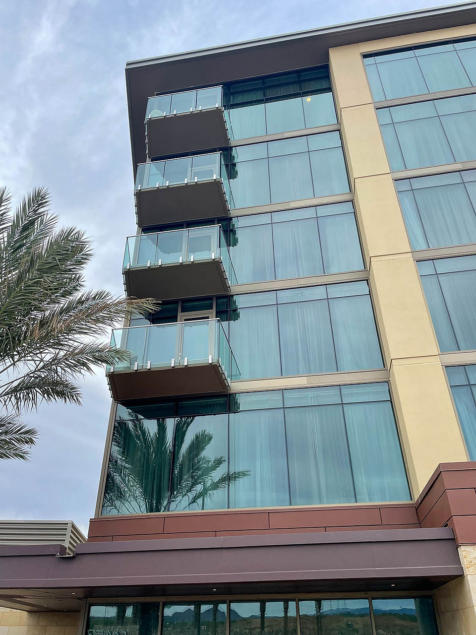 Hilton at Cavasson view of balconies from below 