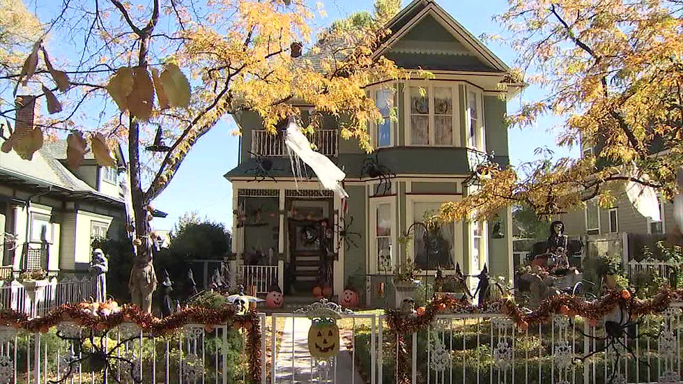 Halloween at Historic Victorian House on Mt Vernon Ave Prescott AZ