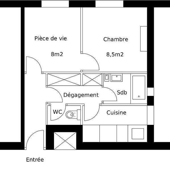 Plan d’origine d’un appartement parisien avec cuisine isolée, couloir surdimensionné et espaces mal exploités avant optimisation