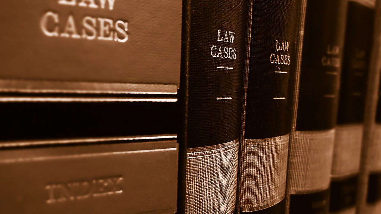 law-1991004_1920 (1).jpg