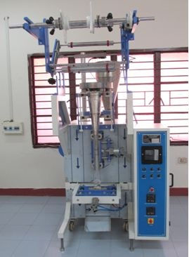 Packaging machine for solids