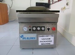 vacuum packaging machine