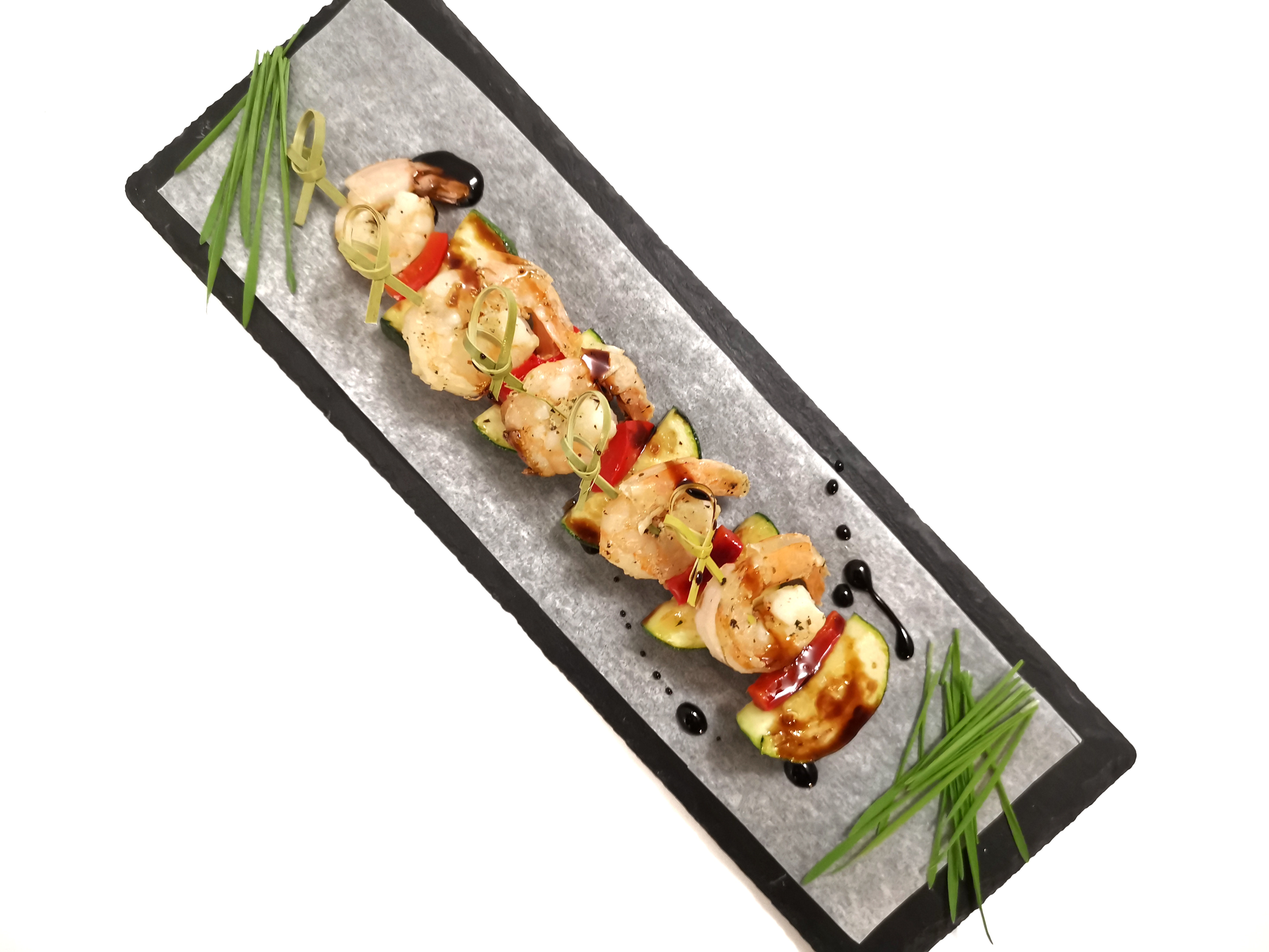 Krevečių ir keptos cukinijos vėrinukai