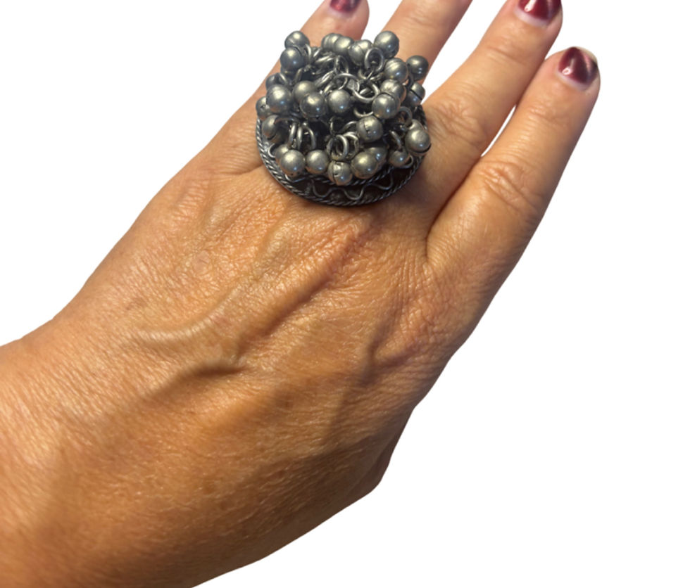 Miniatura: Anillo étnico antiguo 