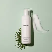 Cleanser_-_Product_Image_-_Clarifying_Foam_-_2000_x_2000_0f2fd2b1-b596-479e-91a4-ebf0d9325