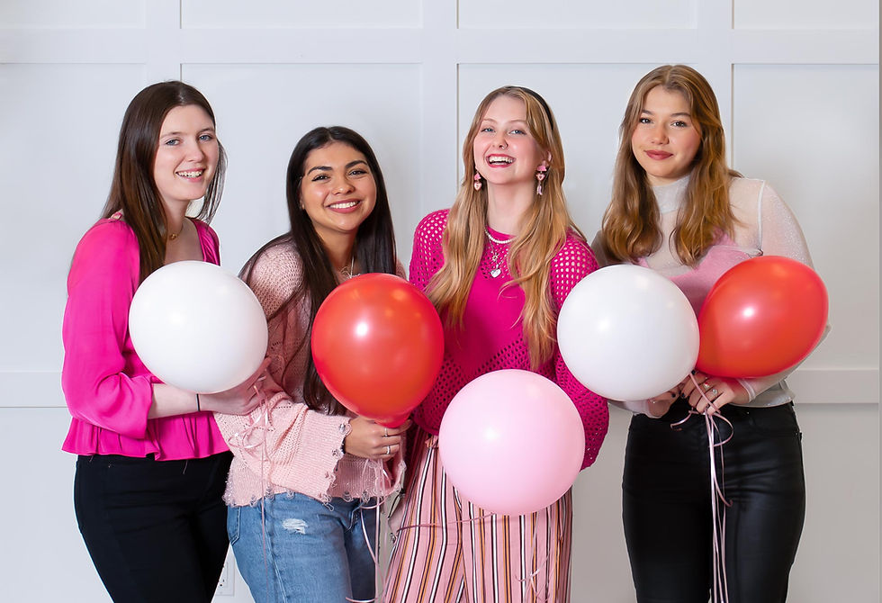 Valentine’s Day Senior Photoshoot | Fort Myers, Florida