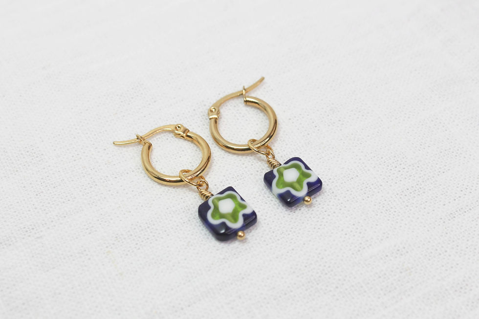 Thumbnail: The Elena Square Hoops