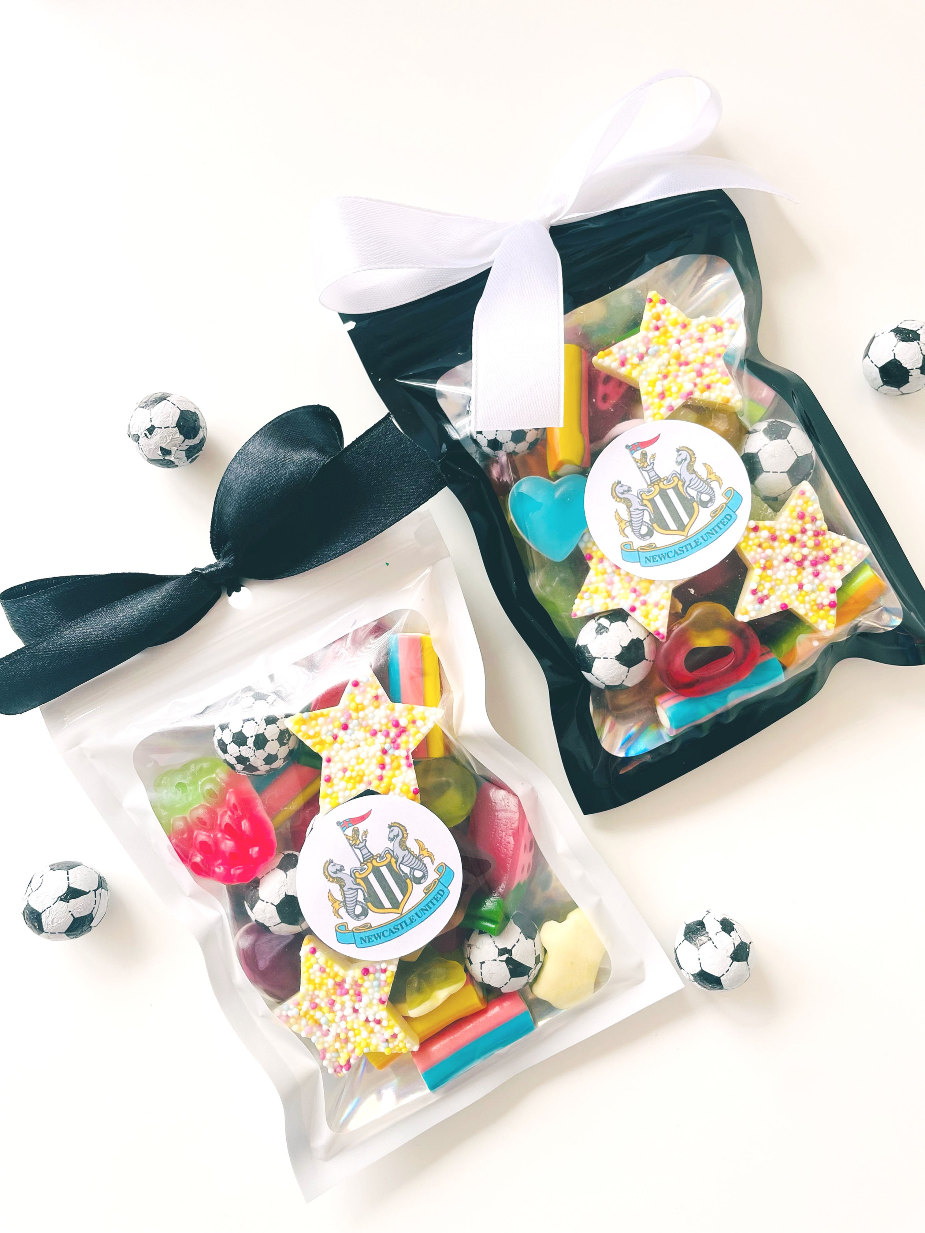NEWCASTLE MEDIUM POUCH