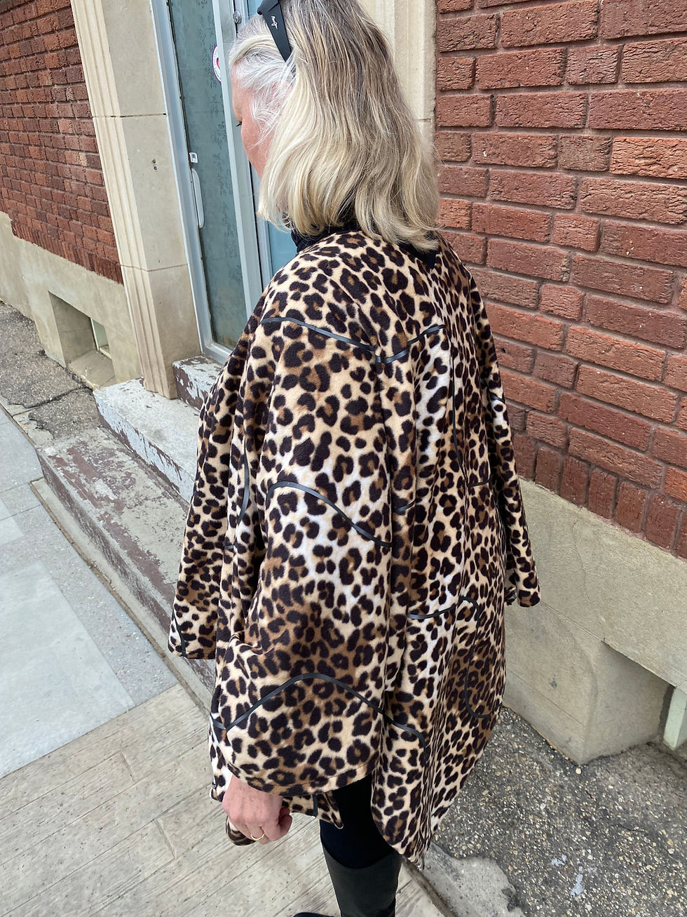Thumbnail: Cozy Reflective Poncho - Animal Print W/Black Collar