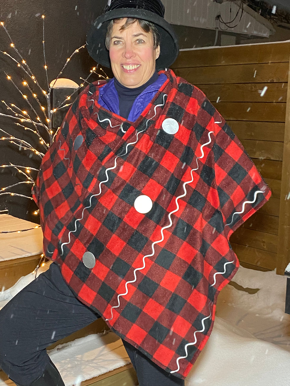 Walking Poncho - Red & Black Buffalo