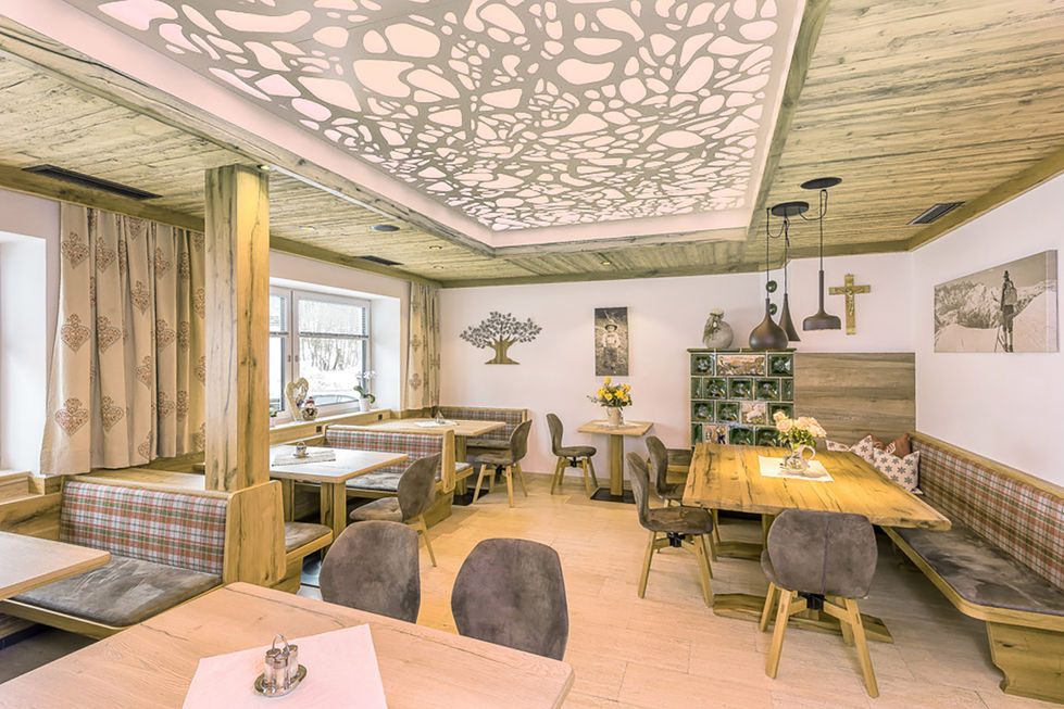 20180216-unbenannt-1119-Bearbeitet_Weiss Kopie