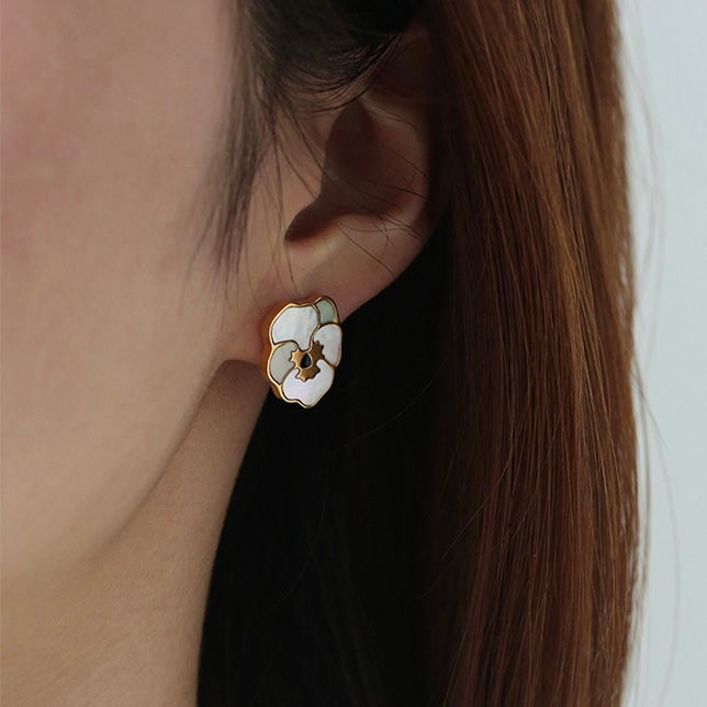 Thumbnail: Fritillaria Bloom Earring