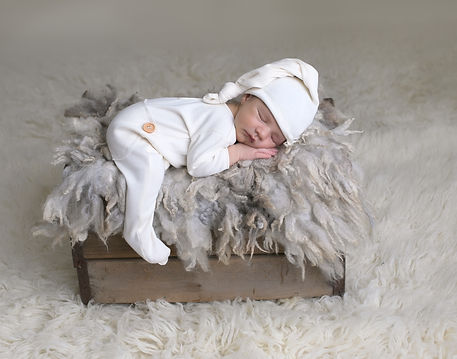 Newborn baby portrait by Sandy Hunt Photography in Crestview Florida