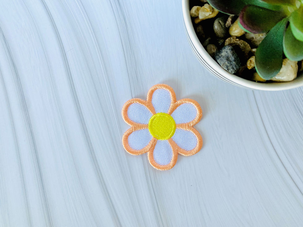 Thumbnail: Daisy embroidered iron on patch