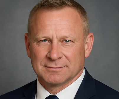 Steve AI headshot_edited.jpg