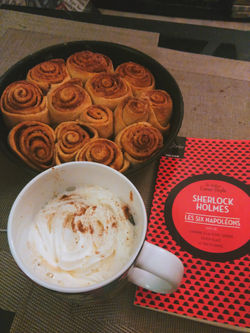 Pause chaï latté, cinnamon rolls..