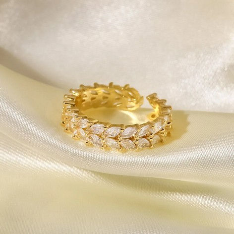 Thumbnail: Queen Leaf Ring