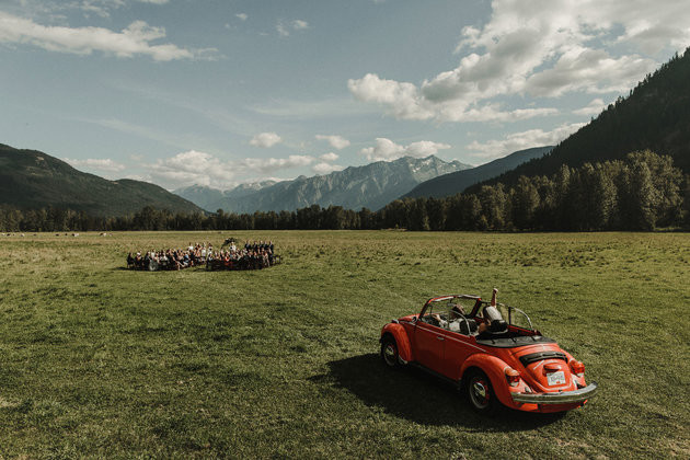 SHARI AND MIKE PHOTOGRAPHY / JUNEBUG WEDDINGS / CATERS