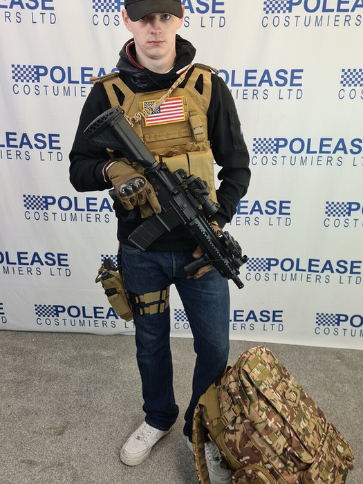 US Special Forces / contractors kit - sand
