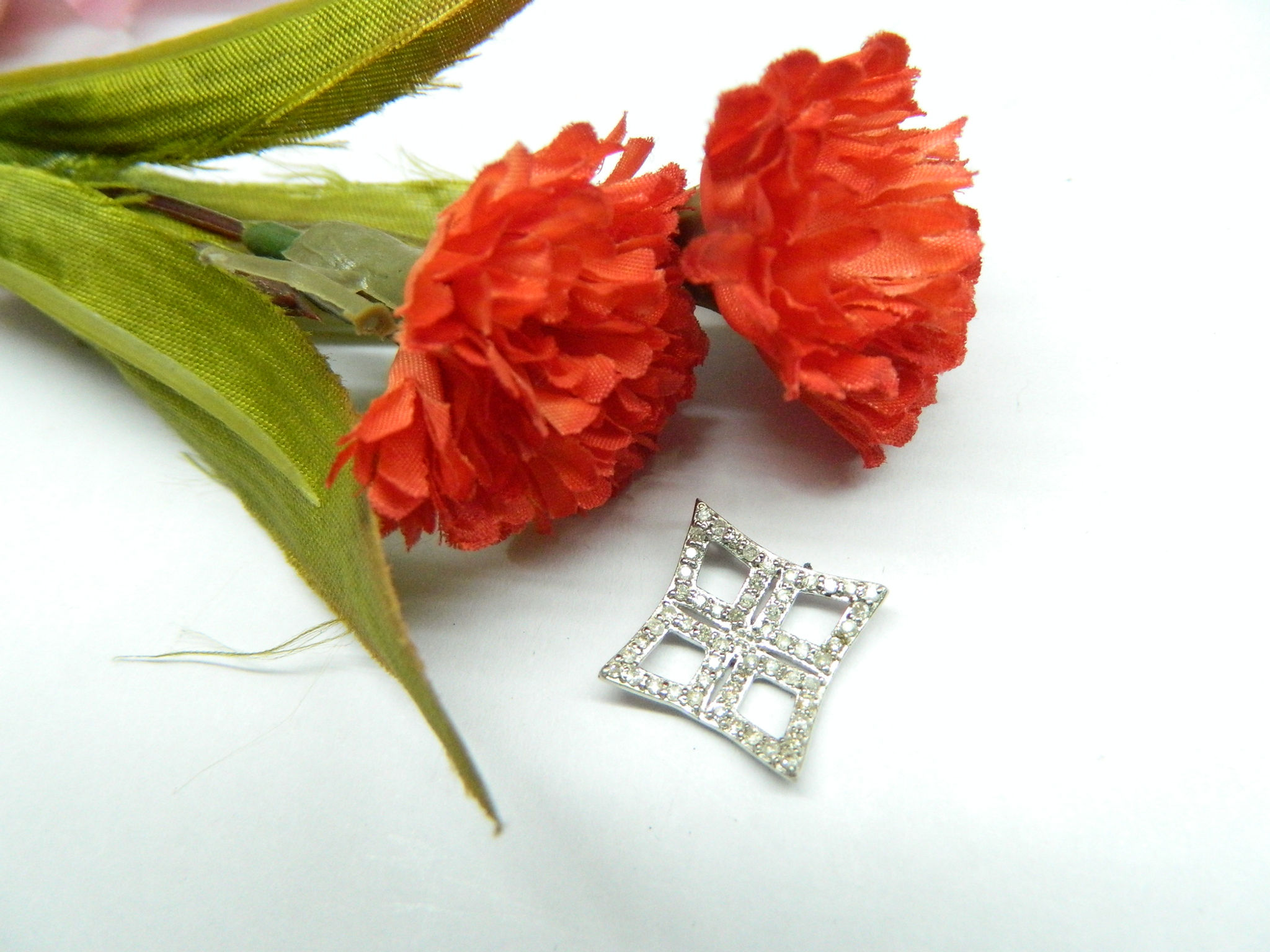 Gold Diamond Pendant