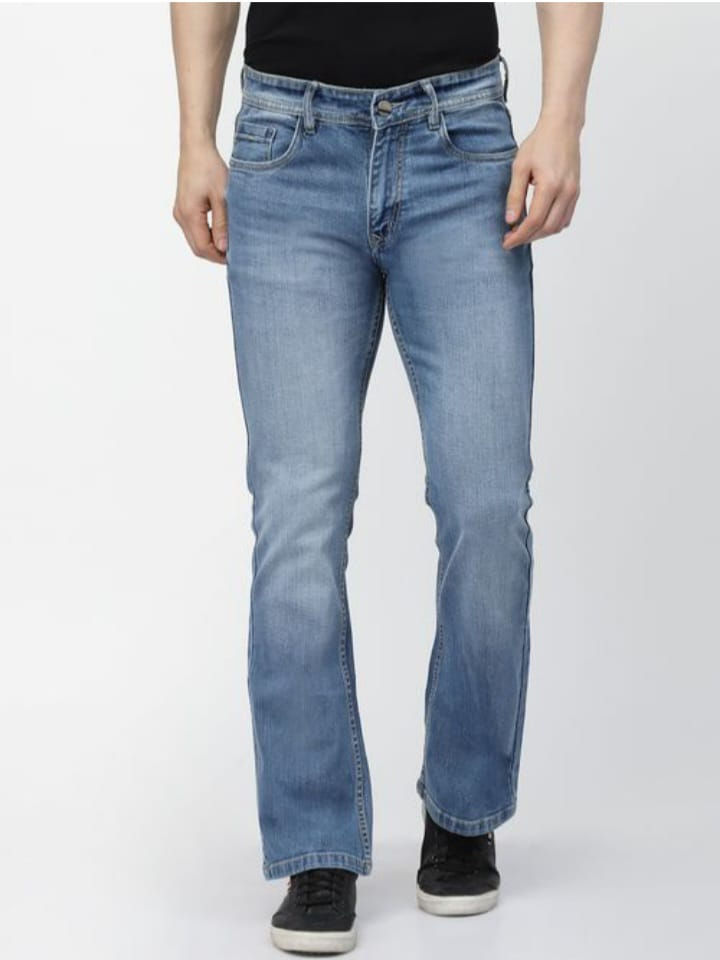 サムネイル： MEN'S COTTON LYCRA KNITTED BRANDED JEANS, WITH BRANDED SHOES, And TSHIRT.