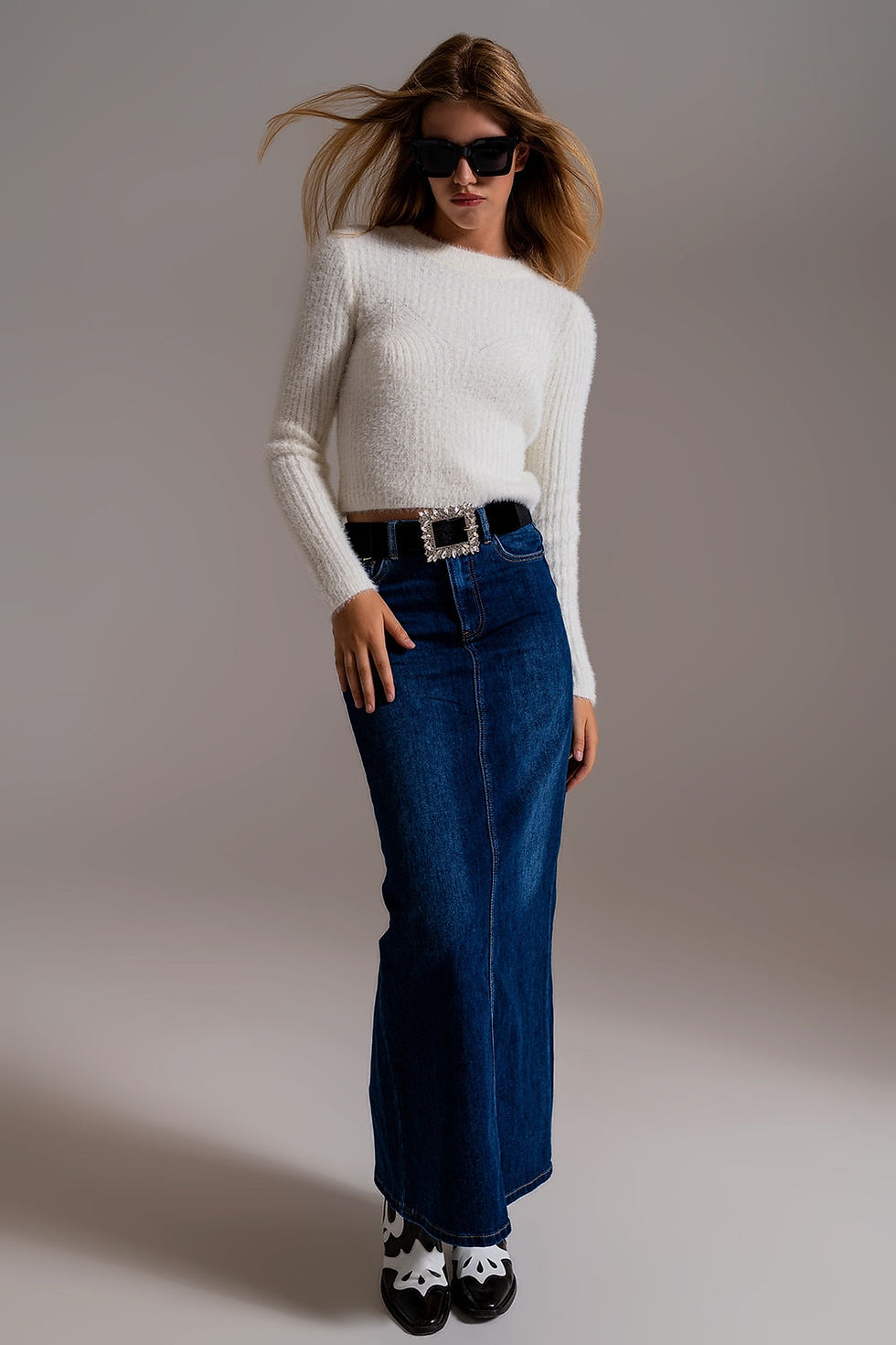 תמונה ממוזערת: RIbbed Cropped Sweater With Stitching Detail in Ecru[rs=8,400/-]