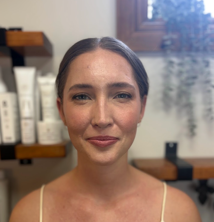 What makes bridal makeup last all day, from skin prep to setting, with expert bridal tips from G Marie Beauty Co in Denver, CO.