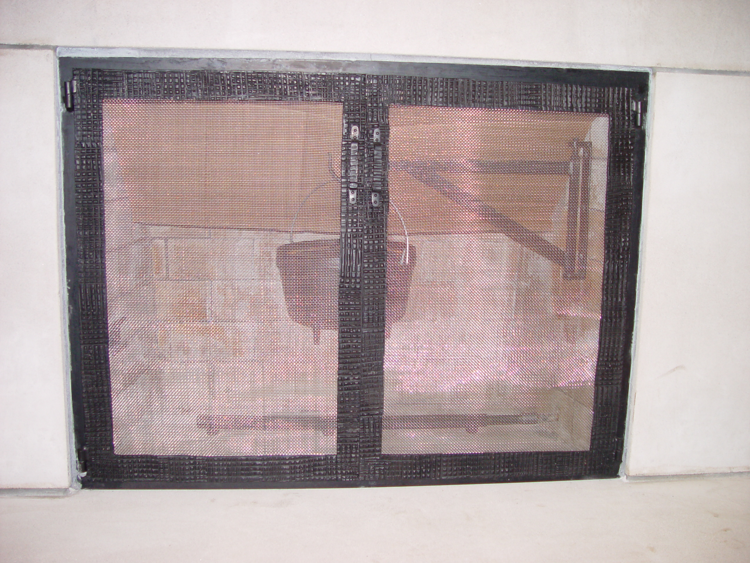 kaviar forge fireplace screen