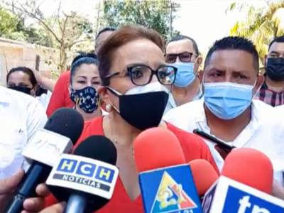 "Llegó la hora en que una mujer revolucionaria asuma la presidencia", Xiomara Castro