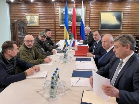 Moscú y Kiev cierran su tercer encuentro con pequeños avances para mejorar corredores humanitarios