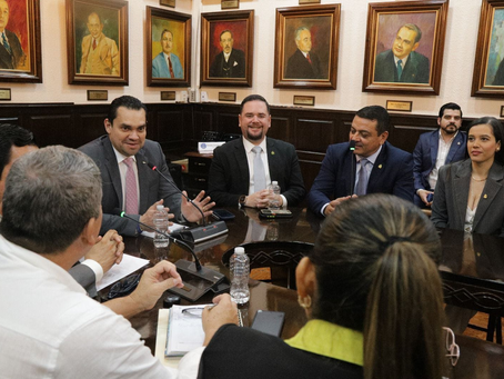 Congreso y alcaldes impulsan proyectos para Santa Bárbara