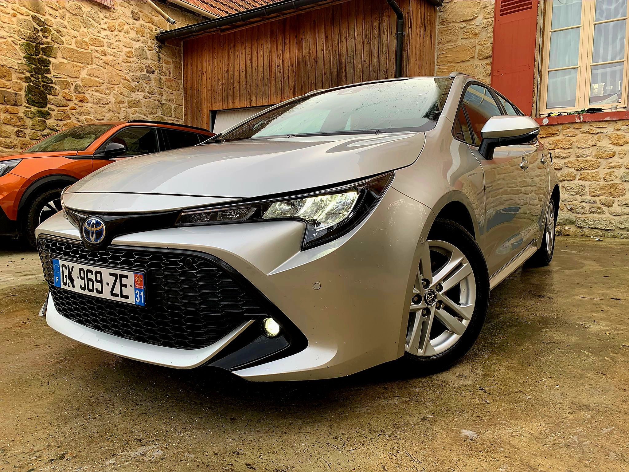 14 990 € HT 🌍Toyota COROLLA TOURING SPORTS break 2.0 HYBRID 184 CV BEYOND ZERO