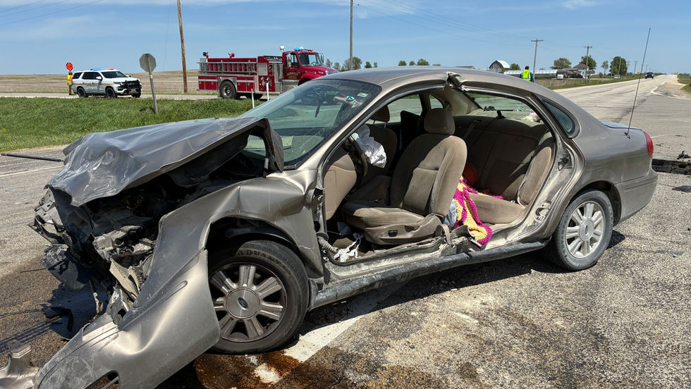 Two people injured, one seriously in a two-vehicle accident in Fayette County