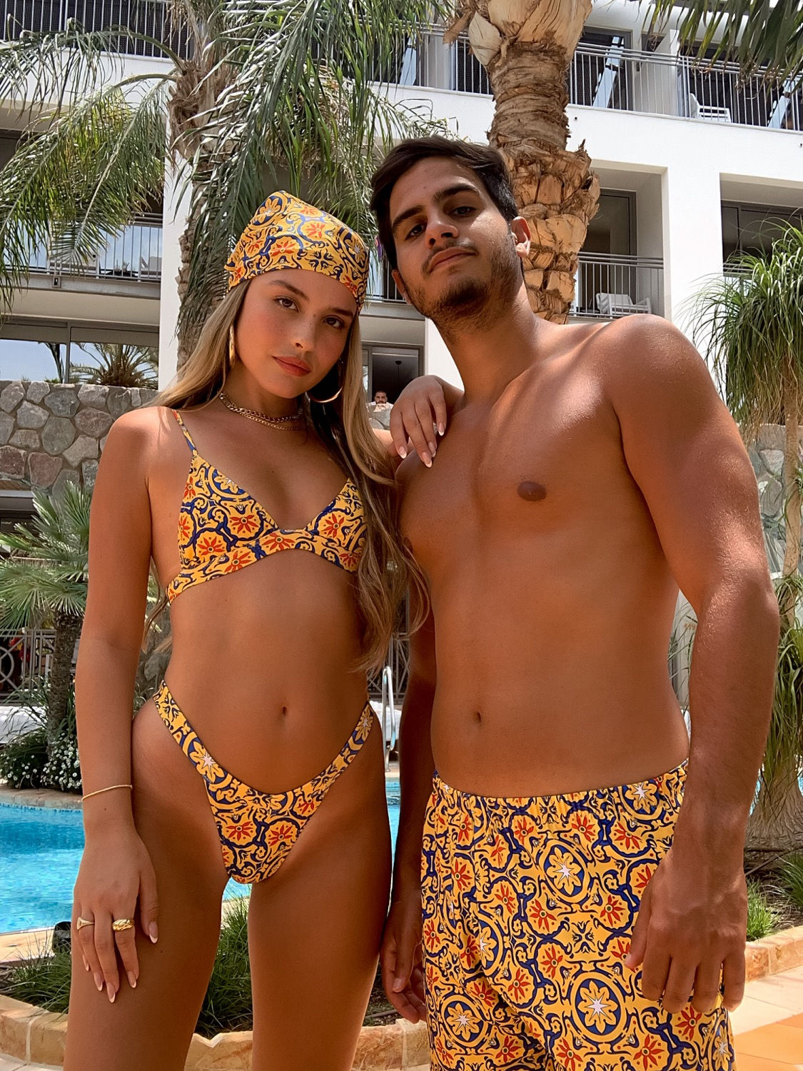 AFRICA- couple set 