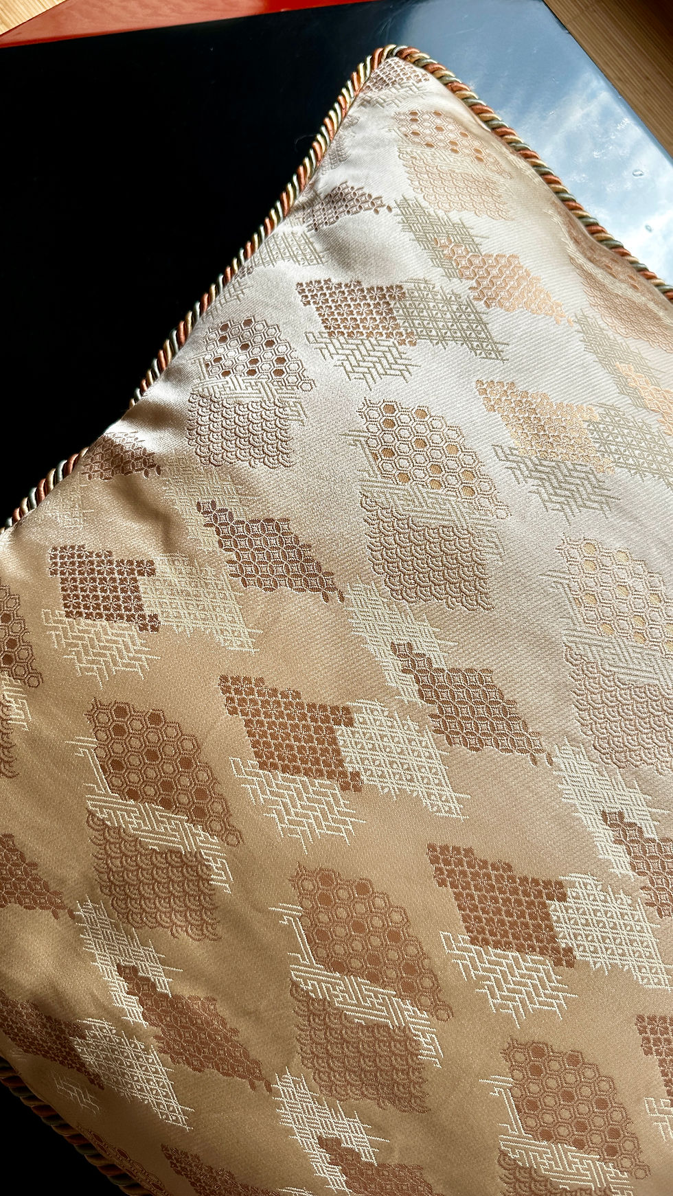 サムネイル： 枯淡 Kotan :  Narural gold & Matcha green (65cmx65cm)