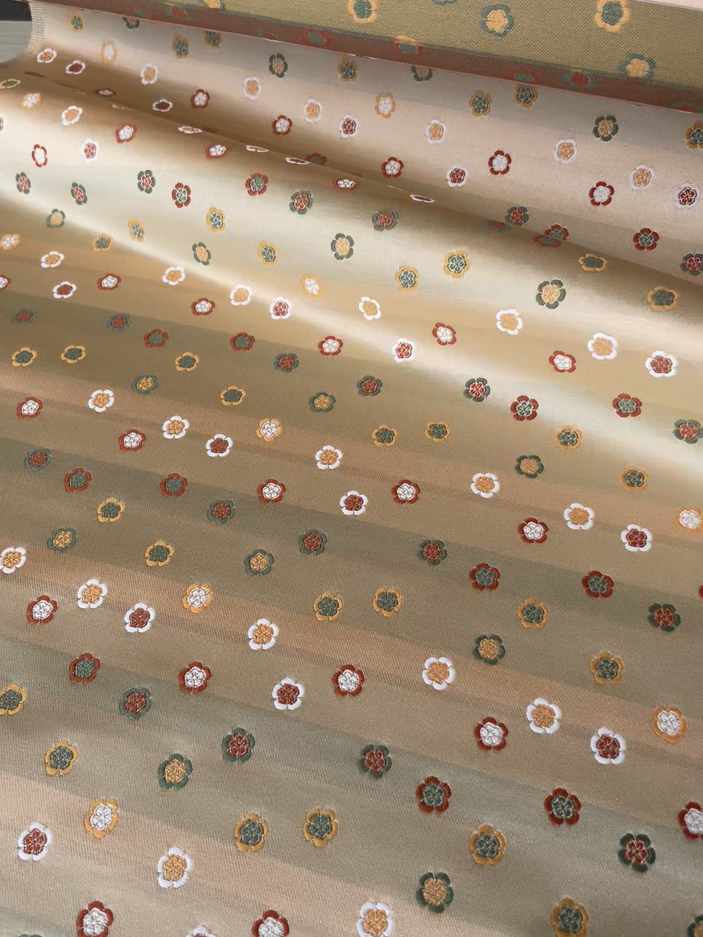 Nisjijin-ori (G-41) Polyester