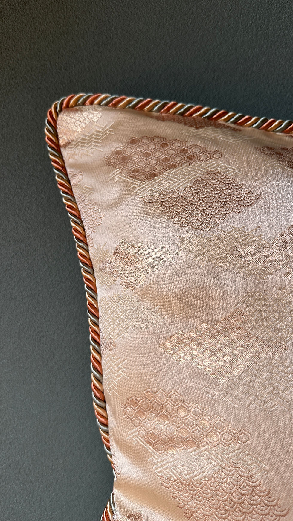 Thumbnail: 枯淡 Kotan :  Narural gold & Matcha green (65cmx65cm)
